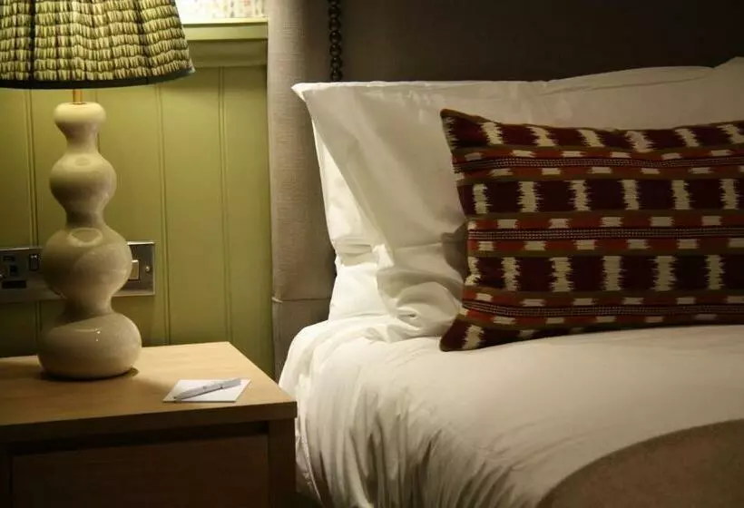 スタンダードルーム, The Bell Hotel, Saxmundham