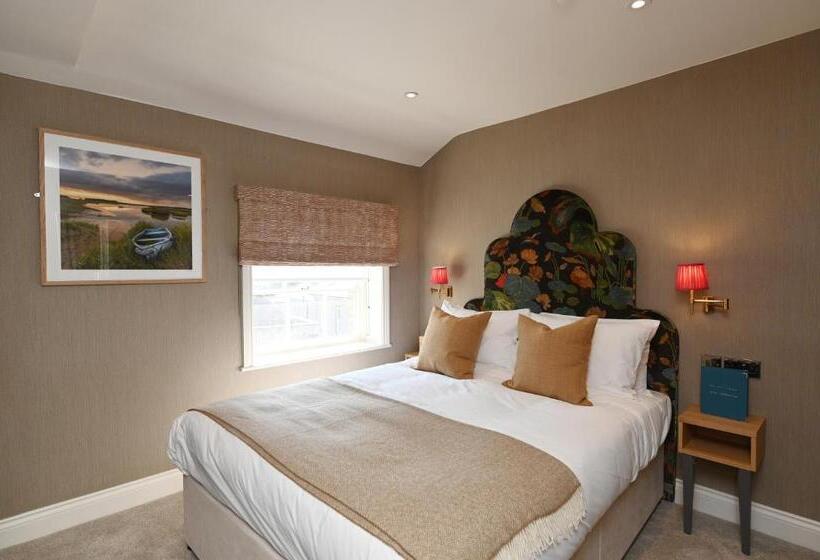 غرفة أساسية, The Bell Hotel, Saxmundham