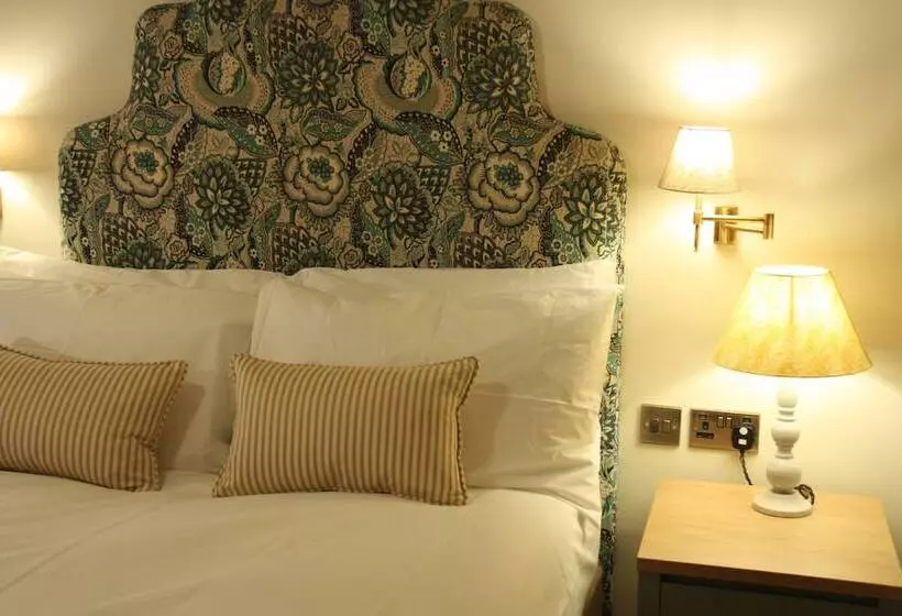 クラシックルーム, The Bell Hotel, Saxmundham