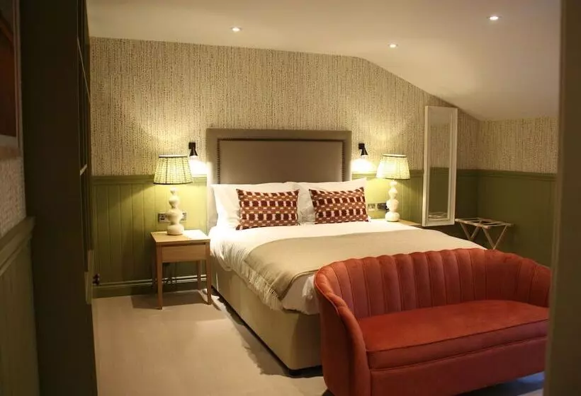 スタンダードルーム, The Bell Hotel, Saxmundham