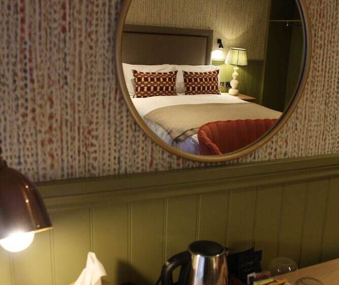 Номер Стандарт, The Bell Hotel, Saxmundham