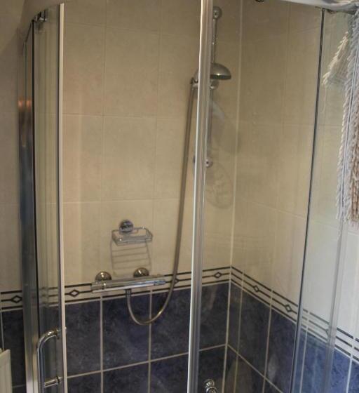 غرفة قياسية, The Lord Nelson Inn