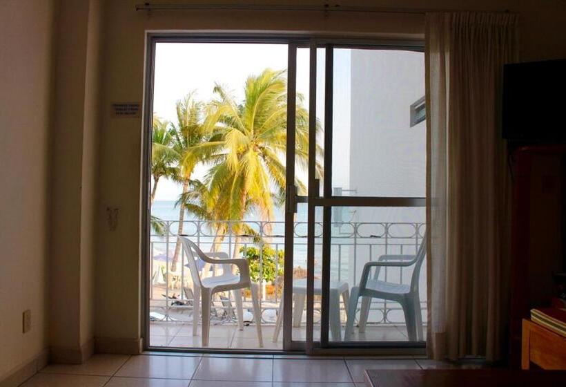 2 Bedrooms Suite Sea View, Y Suites Corita