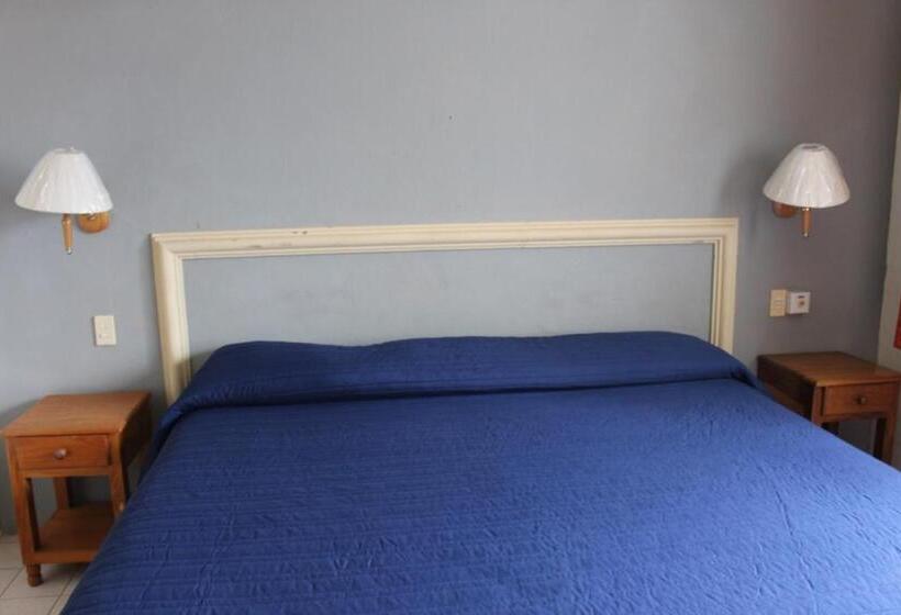 2 Bedrooms Suite Sea View, Y Suites Corita