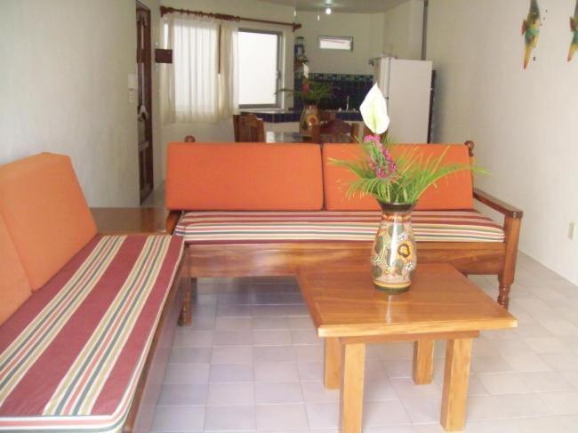 2 Bedrooms Suite Sea View, Y Suites Corita