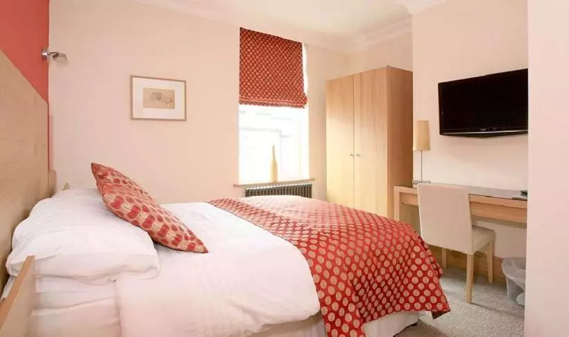 اتاق اجرایی, The Arc   Boutique B&b