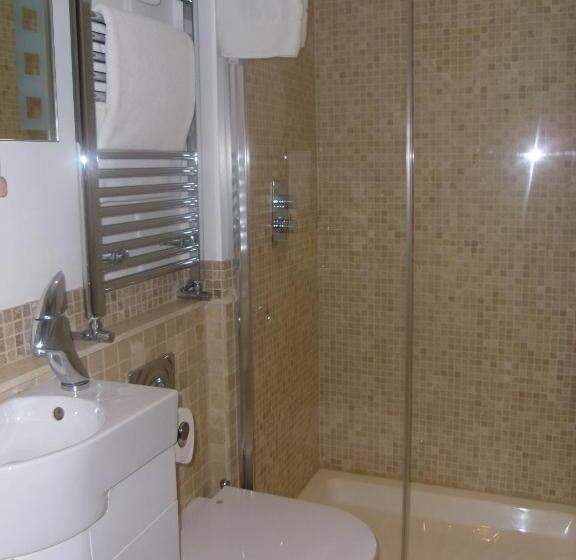 חדר אקזקיוטיב, The Arc   Boutique B&b