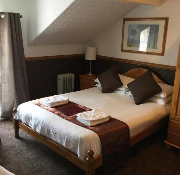 חדר משפחתי, The Molly House