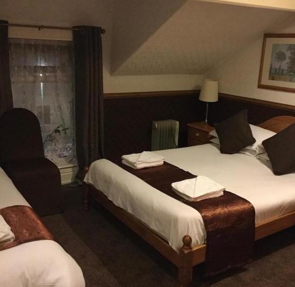 חדר משפחתי, The Molly House