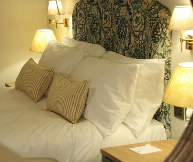 غرفة كلاسيكية, The Bell Hotel, Saxmundham