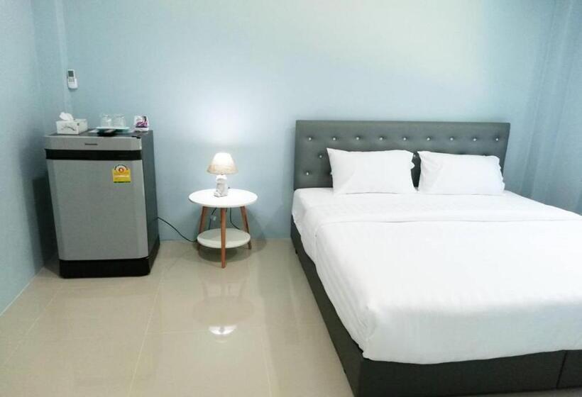 Economy Zimmer, หมอกยามเช้า กะปง รีสอร์ท