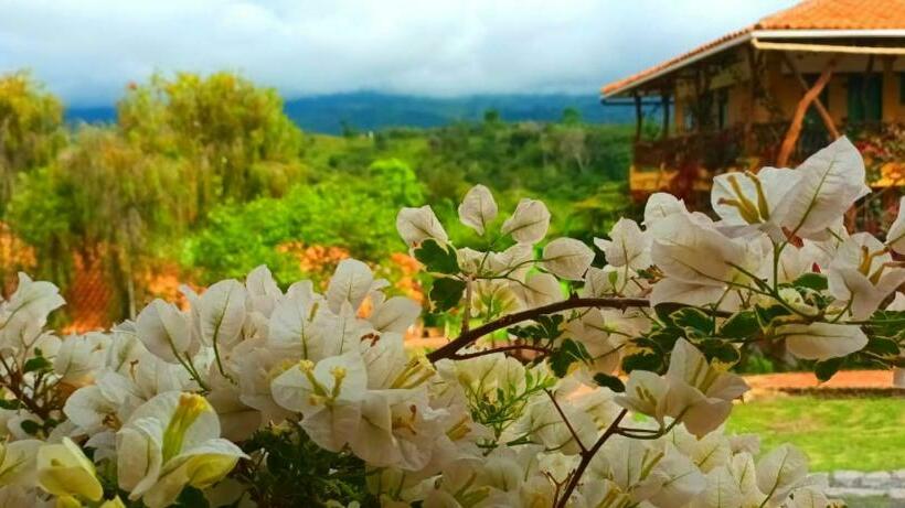 Standardzimmer Bergblick, Macúa