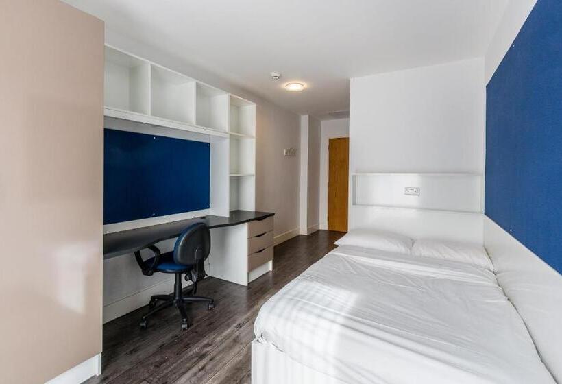 اتاق استاندارد, Destiny Student  Holyrood