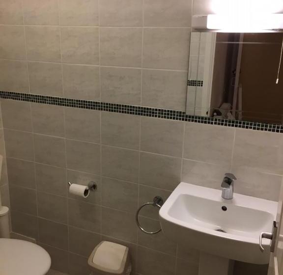 패밀리 룸, Bella Vista