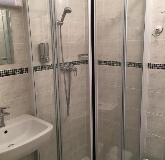 패밀리 룸, Bella Vista