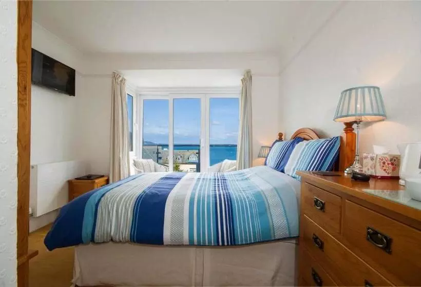 オーシャンビュースタンダードルームバルコニー付き, Seaview