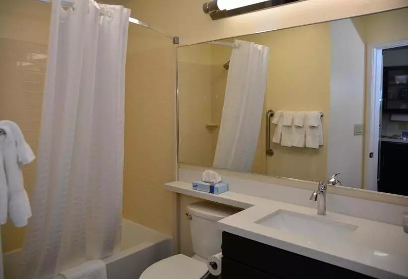 Standard-huone, Candlewood Suites College Station, An Ihg