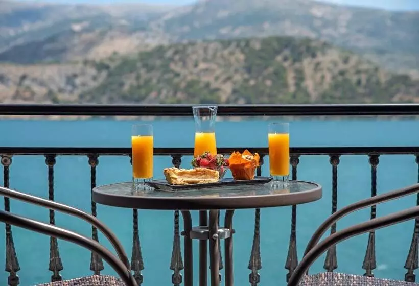 オーシャンビュースーペリアールーム, Aggelos Kefalonia