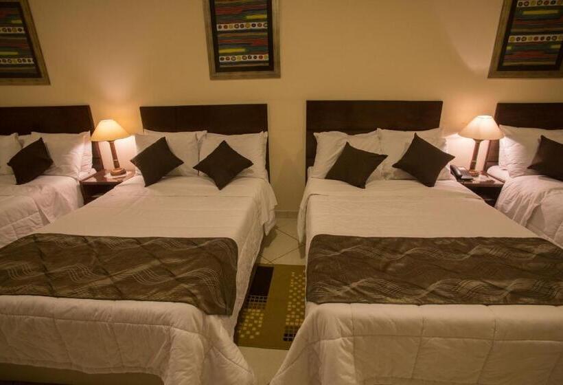 اتاق استاندارد سه نفره, Asunción Gran