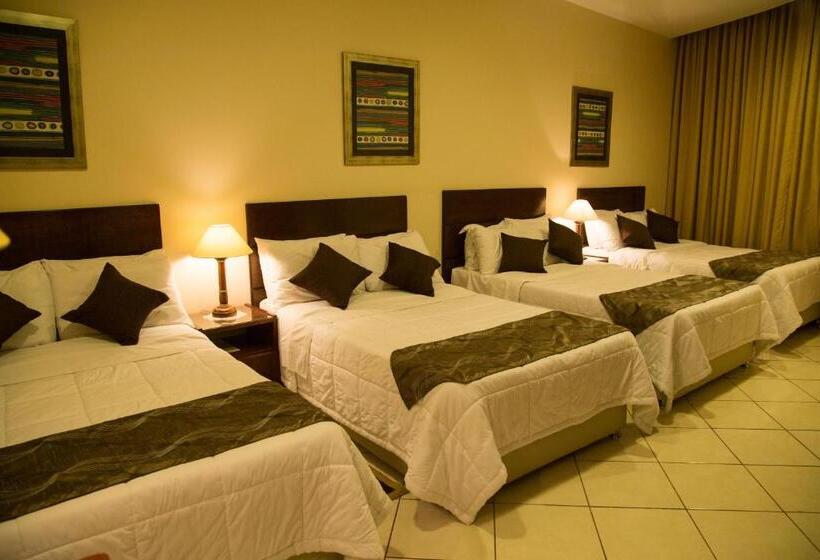 اتاق استاندارد سه نفره, Asunción Gran