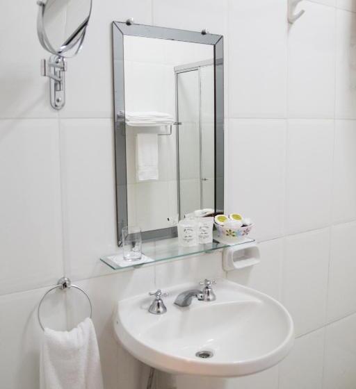 اتاق استاندارد سه نفره, Asunción Gran