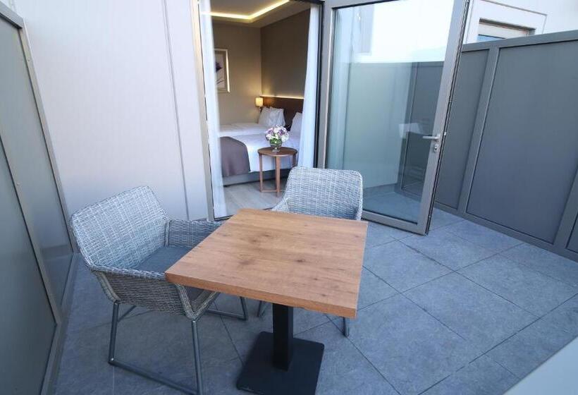 اتاق استاندارد با تراس, Holiday Inn Bursa City Centre, An Ihg