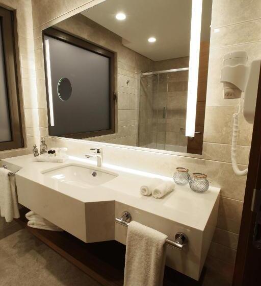 اتاق استاندارد با تراس, Holiday Inn Bursa City Centre, An Ihg