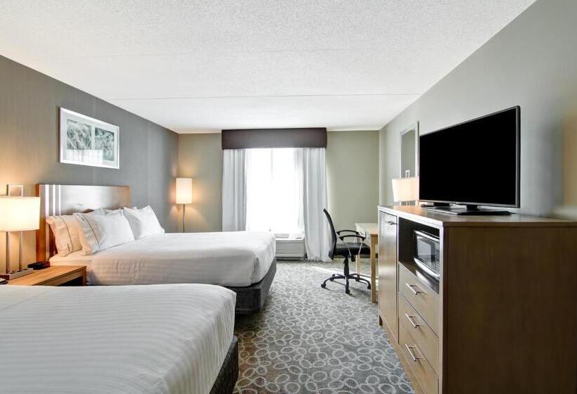 Номер Стандарт, Holiday Inn Express & Suites Oshawa Downtown   Toronto Area, An Ihg
