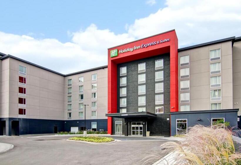 غرفة قياسية سرير كينج لذوى الإحتياجات الخاصة, Holiday Inn Express & Suites Oshawa Downtown   Toronto Area, An Ihg