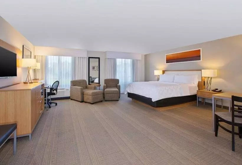 身障者適用スタンダードルーム, Holiday Inn Morgantown University Area, An Ihg