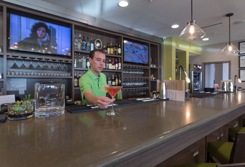 스탠다드 룸 더블 침대 2개, Holiday Inn San Marcos Convention Center, An Ihg