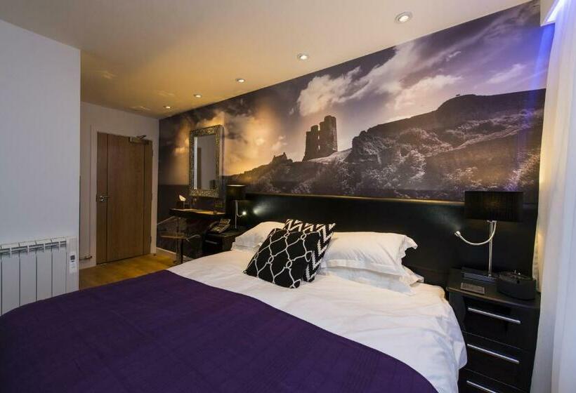 Номер Стандарт, The Mayfield Seamer