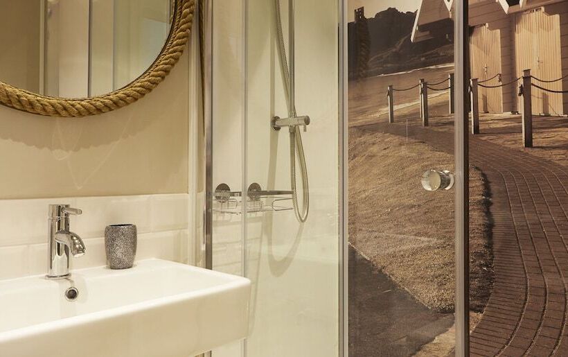 Номер Стандарт, The Mayfield Seamer