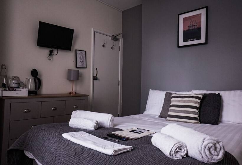 スタンダードルーム, Starboard Stays