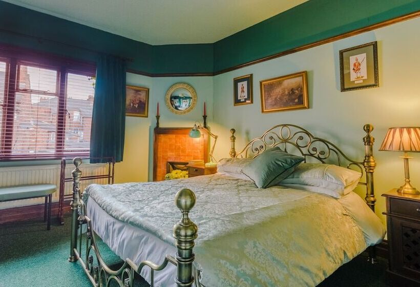 标准间, Golden Eagle