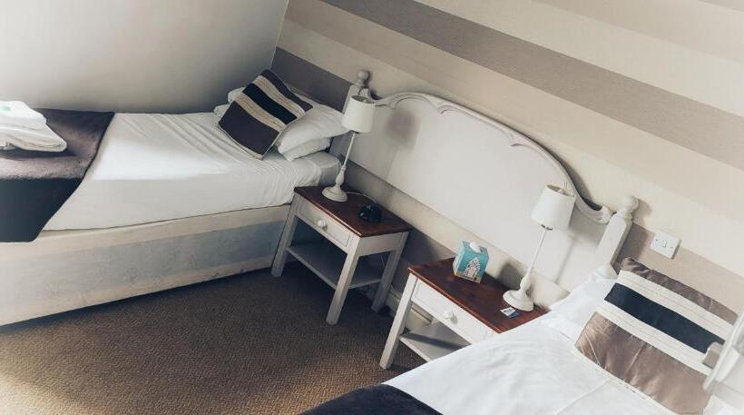 Номер Superior Кровать Кинг, The Manor House Inn