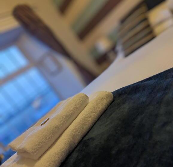 Номер Стандарт, The Manor House Inn