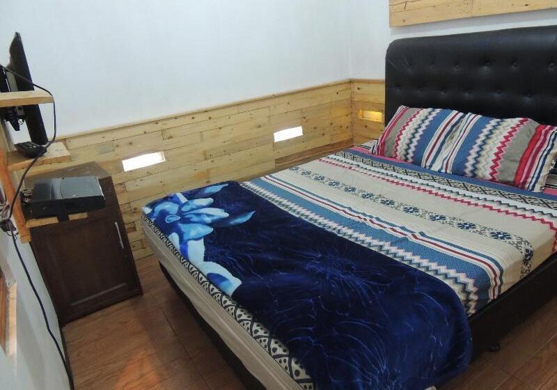 Номер Стандарт, The Mayfield Seamer