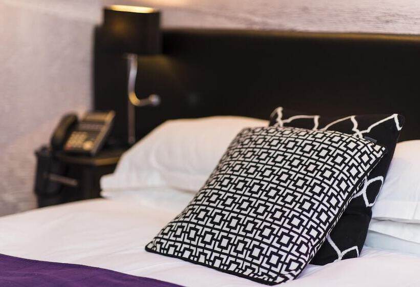 Номер Стандарт, The Mayfield Seamer