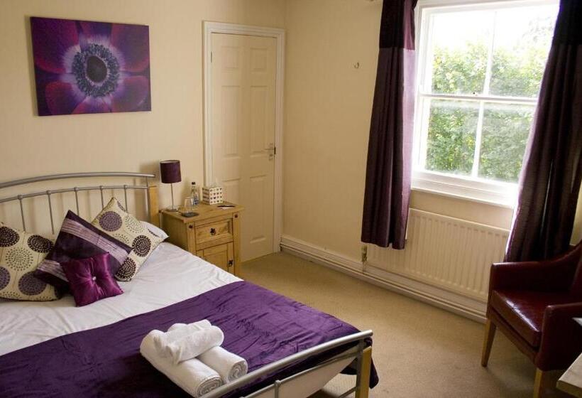 スタンダードルーム, The Wheatsheaf