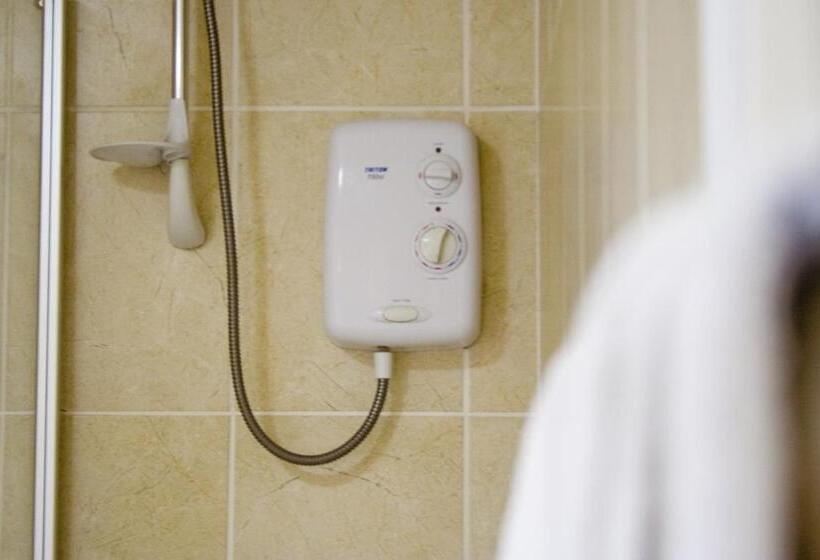 スタンダードルーム, The Wheatsheaf