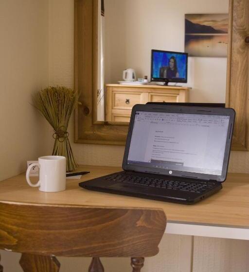 スタンダードシングルルーム, The Wheatsheaf