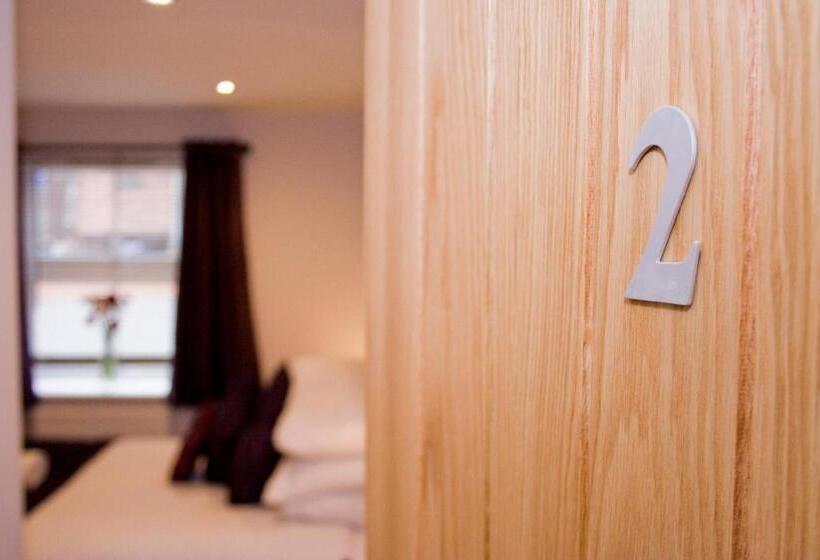 コンフォートルーム, The Wheatsheaf