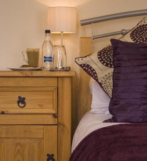 スタンダードルーム, The Wheatsheaf