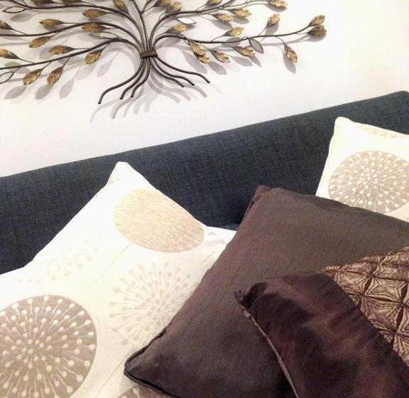 スタンダードルーム, The Wheatsheaf