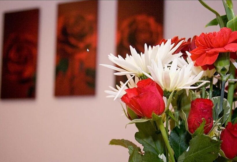 身障者適用スタンダードルーム, The Wheatsheaf