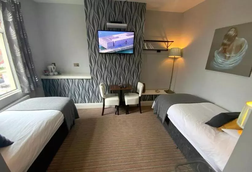 Standard Room, Wheldale