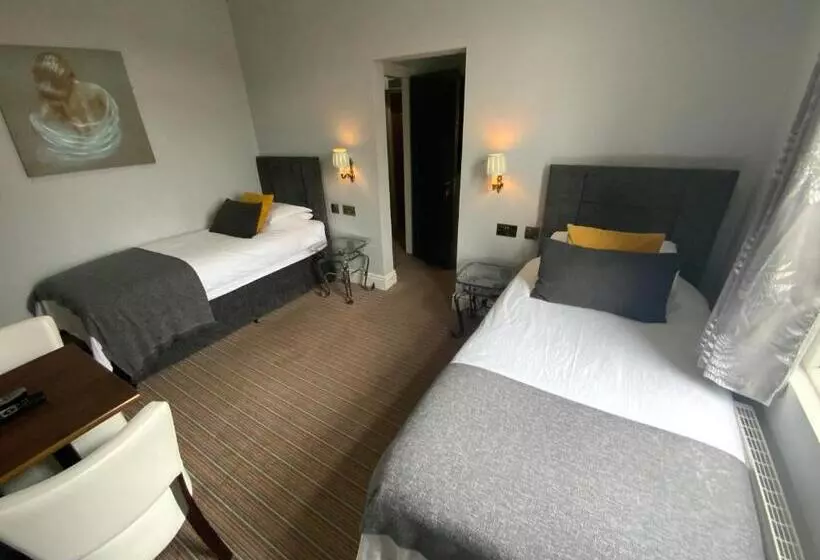 Standard Room, Wheldale