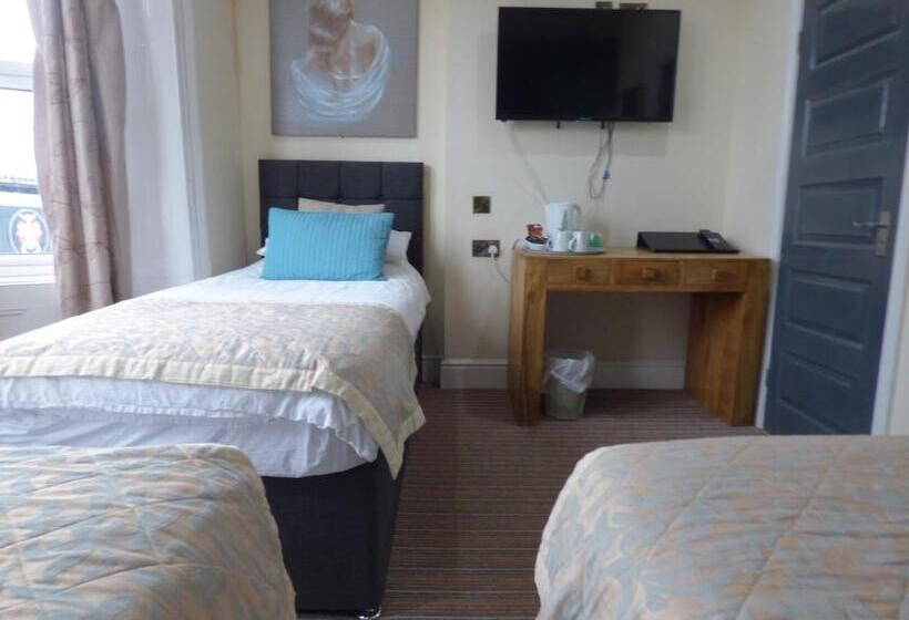 غرفة قياسية ثلاثية, Wheldale