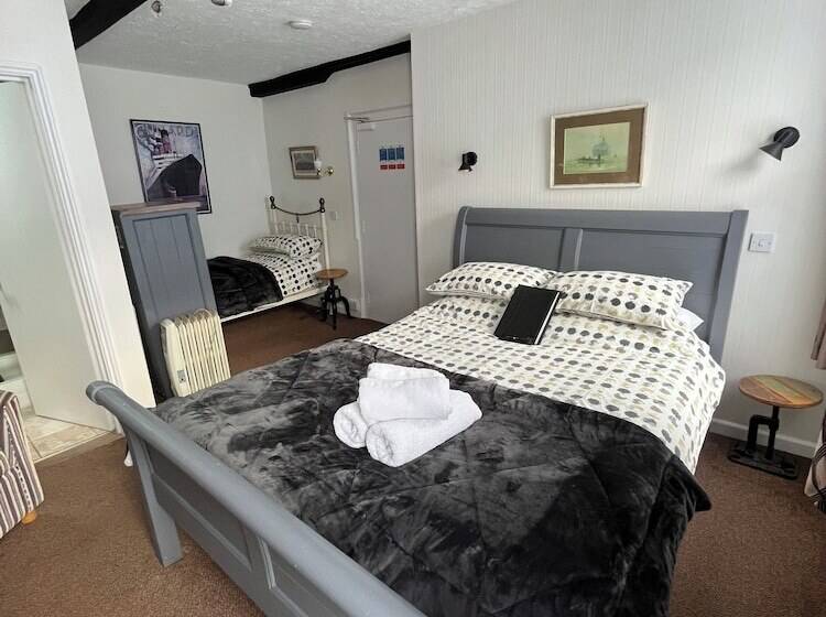 패밀리 룸, St Georges